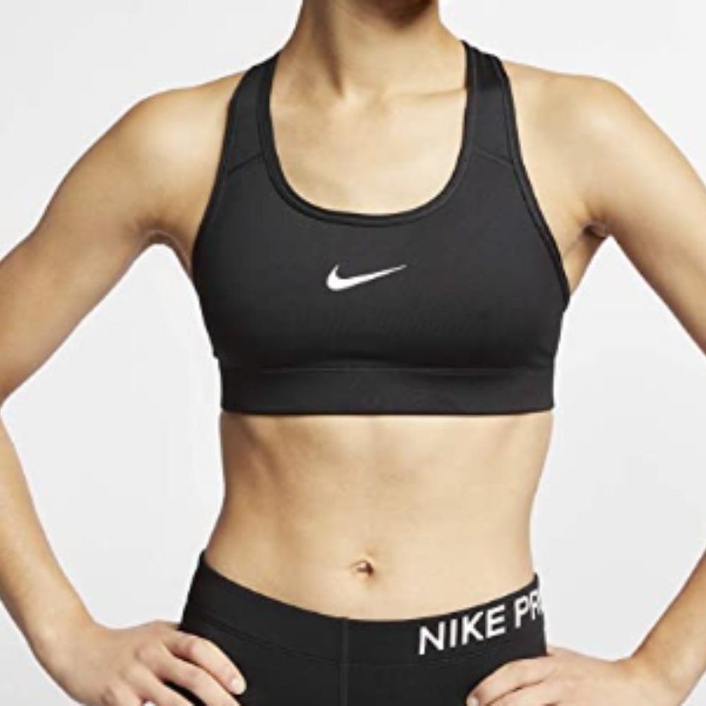 Nike sports bra in black  2/$25 🔥🔥